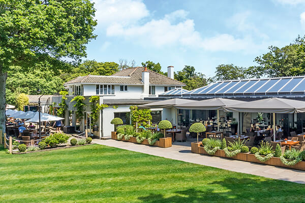 ALEXANDER HOUSE HOTEL